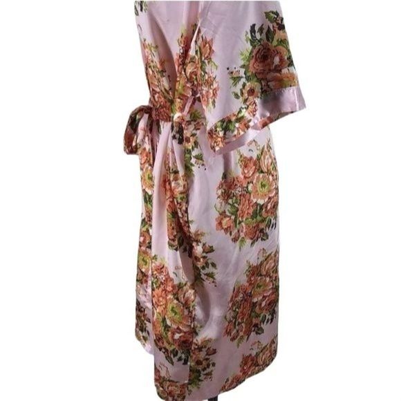 Inner Most‎ Pink Floral Satin Kimono Duster robe - Picture 4 of 7